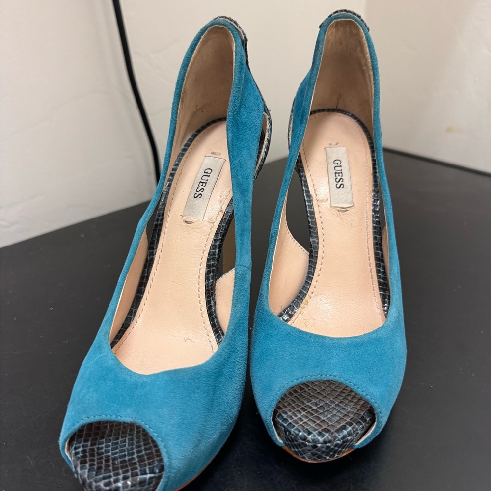 Guess elegant high heels